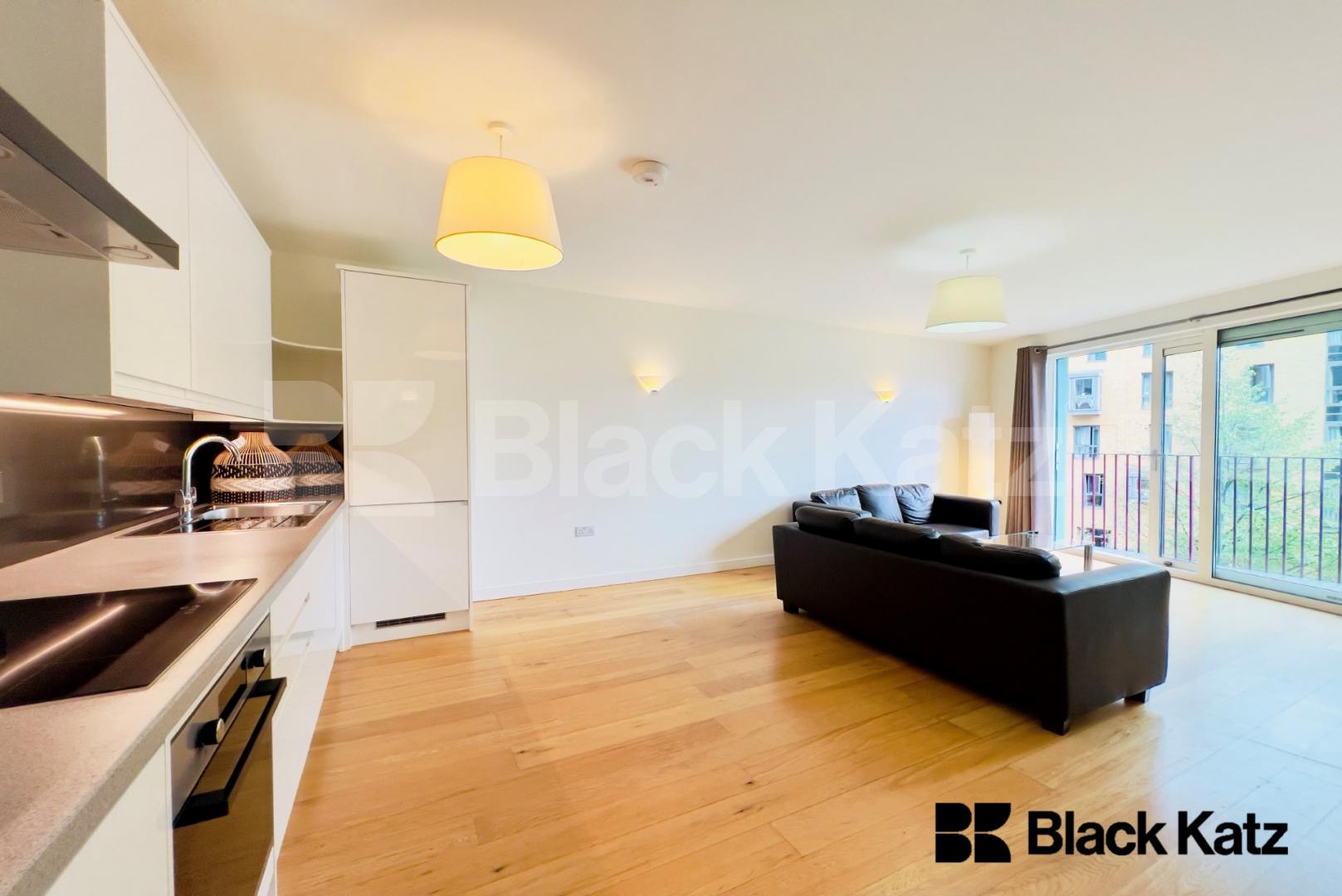 Private Development with balcony & 24 hour concierge  South Central Steedman Street, Elephant and Castle